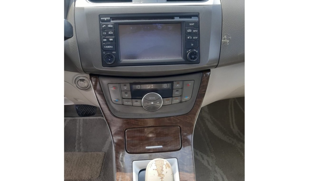 Nissan Sentra SV Nissan Sentra 2013 gcc 1.8 SL full options  IN very excellent condition  clean car  full gloss  n