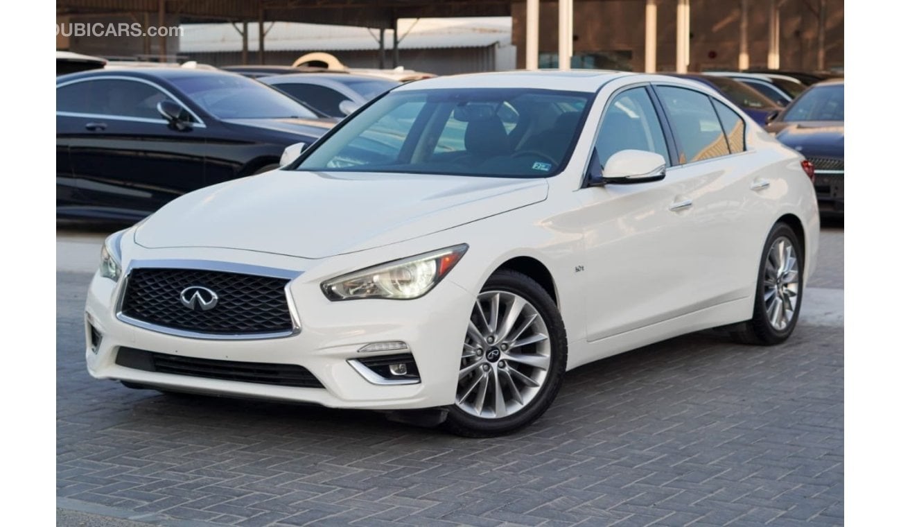 إنفينيتي Q50