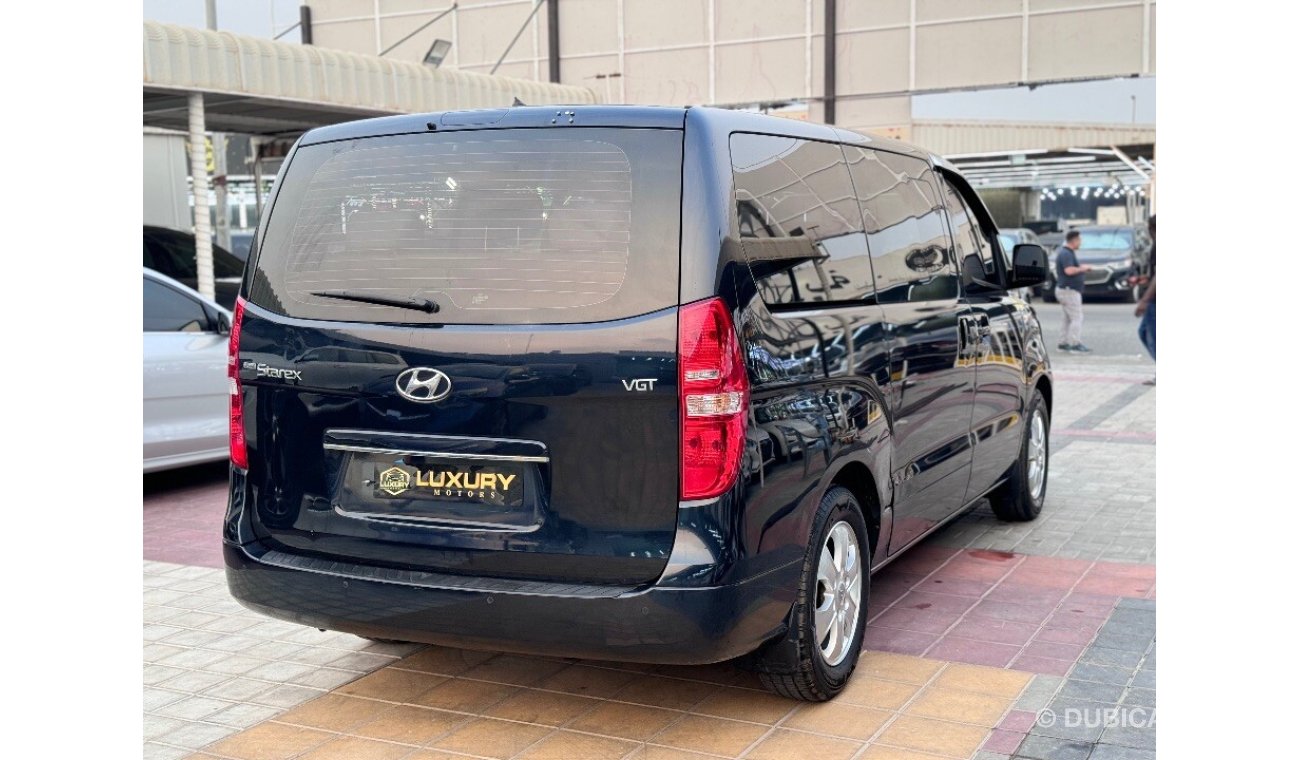 Hyundai H1 Starex