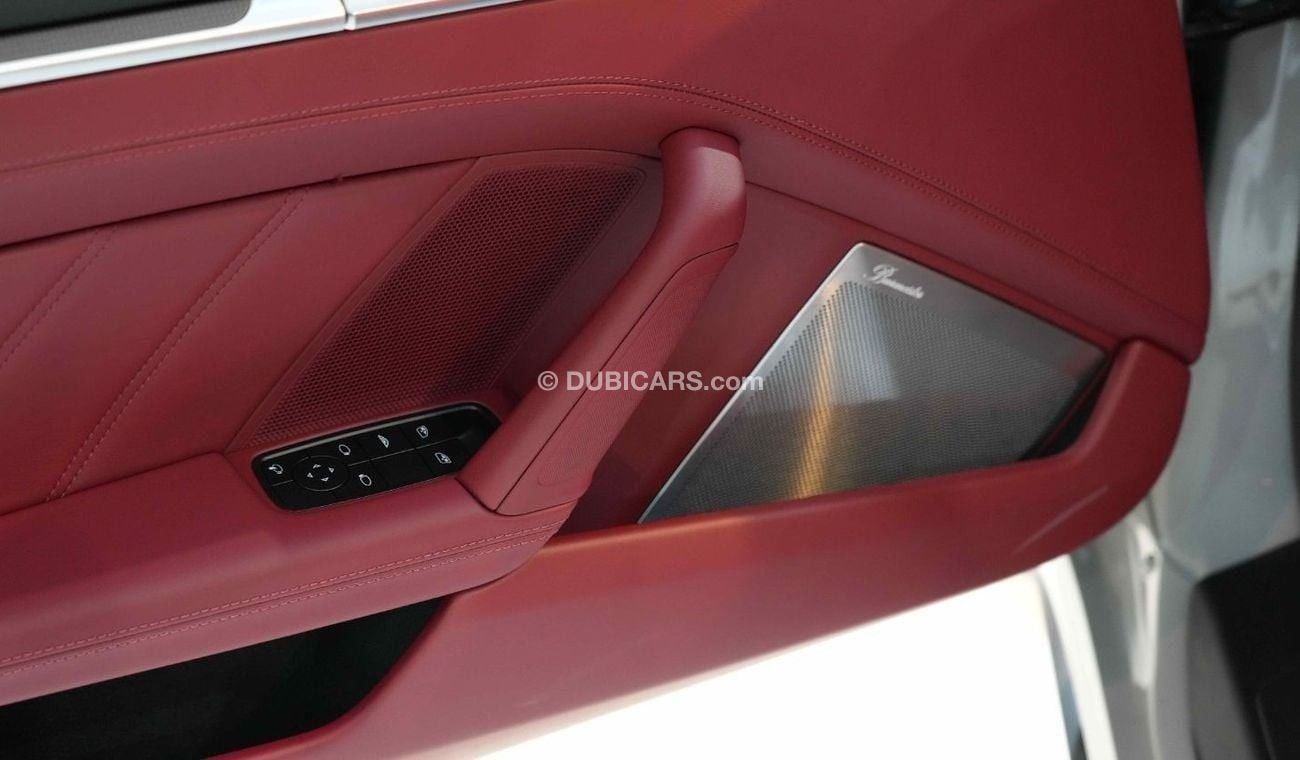 بورش 911 Cabriolet | Brand New | 2024 | Crayon | Interior Red Bordeaux