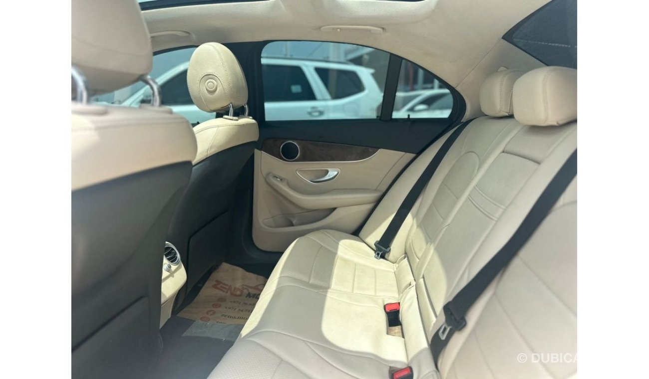 مرسيدس بنز C 300 AMG باك