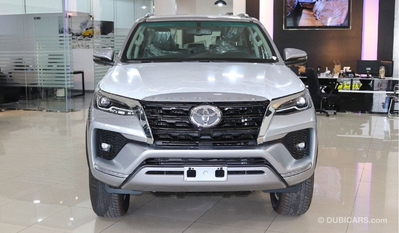 Toyota Fortuner FULL OPTION PETROL 4.0L