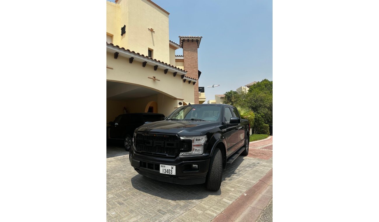 Ford F 150 FORD F150 LARIAT Full option , Leather Seats ,Automatic Seats , Panoramic Open Sunroof , Alloy Wheel