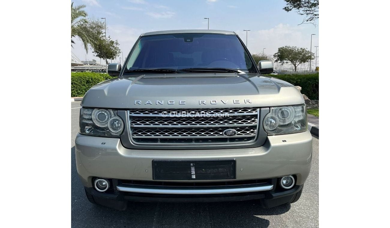 لاند روفر رينج روفر 2011 range rover vouge super charged gcc first owner clean car