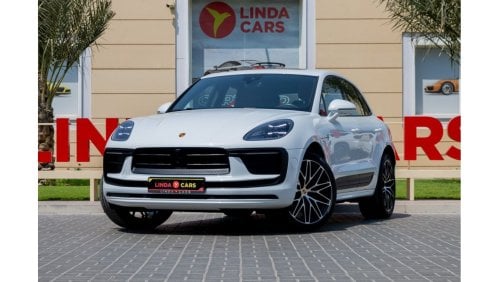 Porsche Macan Porsche Macan 2023 GCC under Agency Warranty with Flexible Down-Payment.