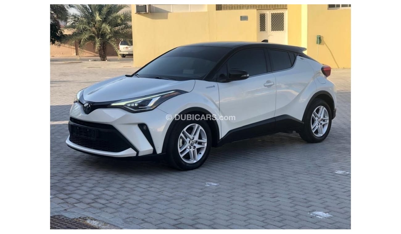 Toyota CHR Toyota C-HR Hybrid 2021 (1.8L) GCC Specs Full Option