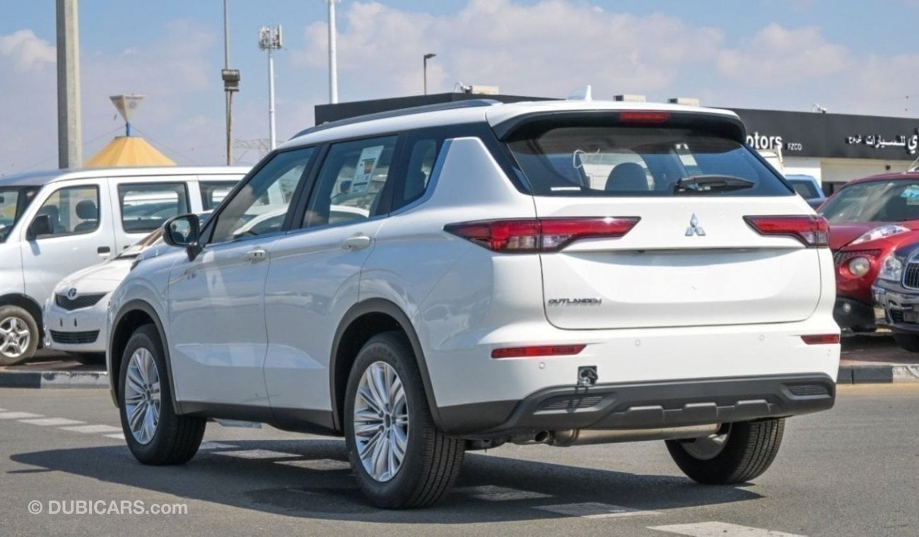 ميتسوبيشي آوتلاندر Brand New Mitsubishi Outlander Medium Line OUTLANDER-ML-24 2.5L Petrol | White / Grey | 2024 | For E