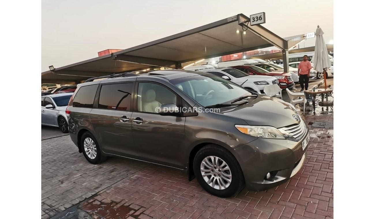 Toyota Sienna In excellent condition and requires no expenses