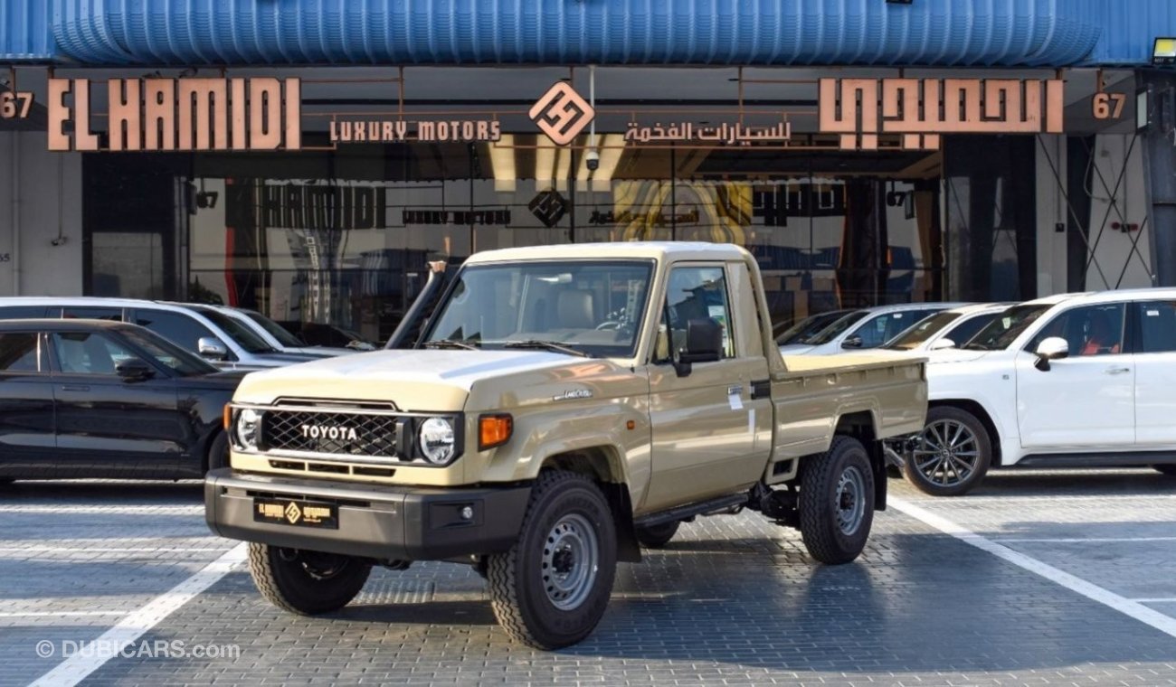 تويوتا لاند كروزر Toyota Land Cruiser Pick Up TOYOTA LC PU SINGLE CABIN LX-G ,4.0L PETROL ,A/T,MY24