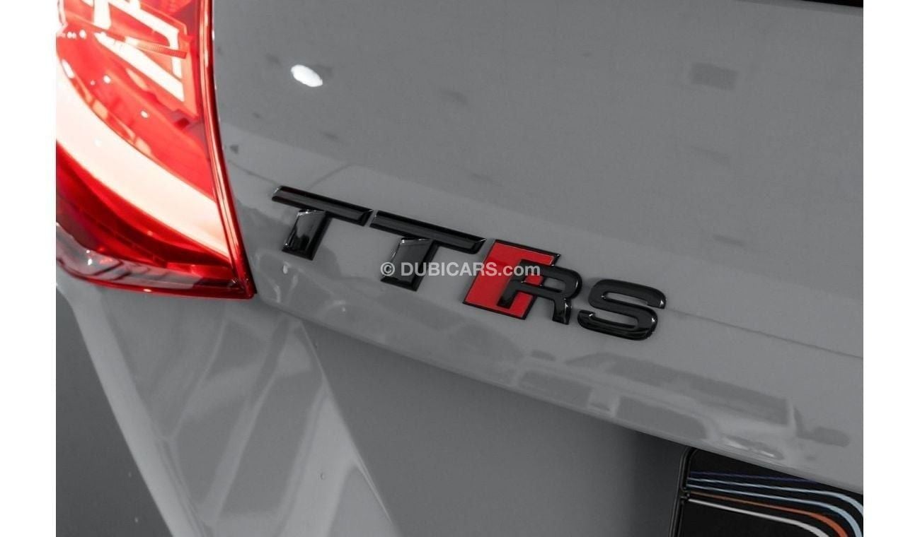 Audi TTRS TFSI quattro 2.5L