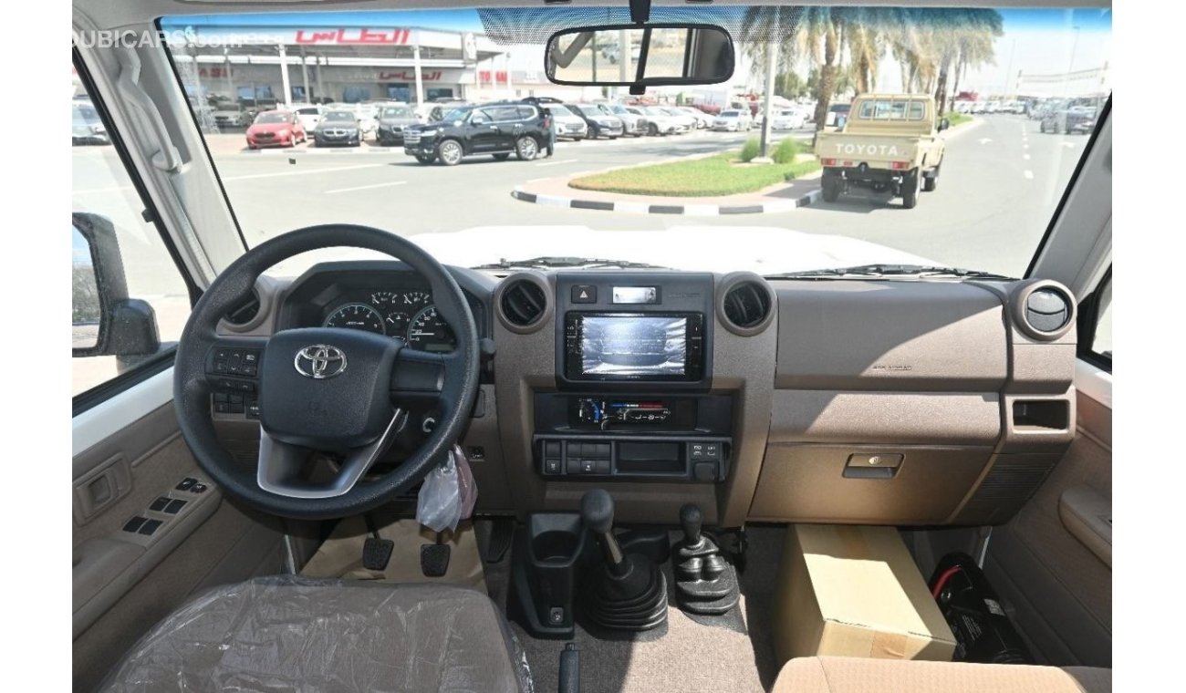 تويوتا لاند كروزر هارد توب 2024 TOYOTA LAND CRUISER HARD TOP 4.5L DIESEL V8 5DOOR M/T