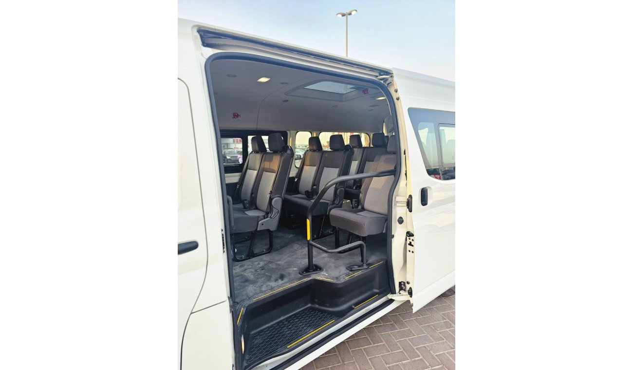 Toyota Hiace Van High Roof Toyota Hiace 2021 Model full options with sunroof in excellent condition