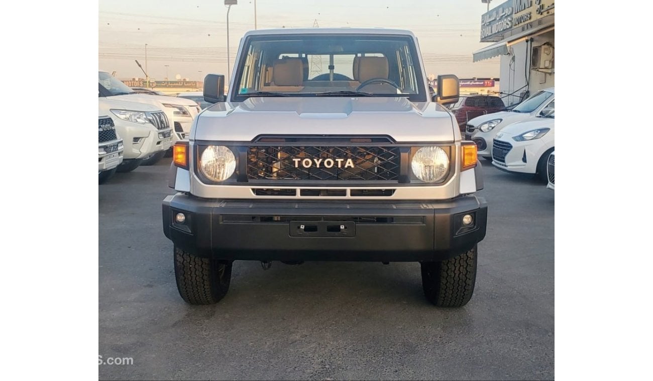 تويوتا لاند كروزر 70 TOYOTA LAND CRUISER ( 70 SERIES ) 4.0L PICKUP 4WD