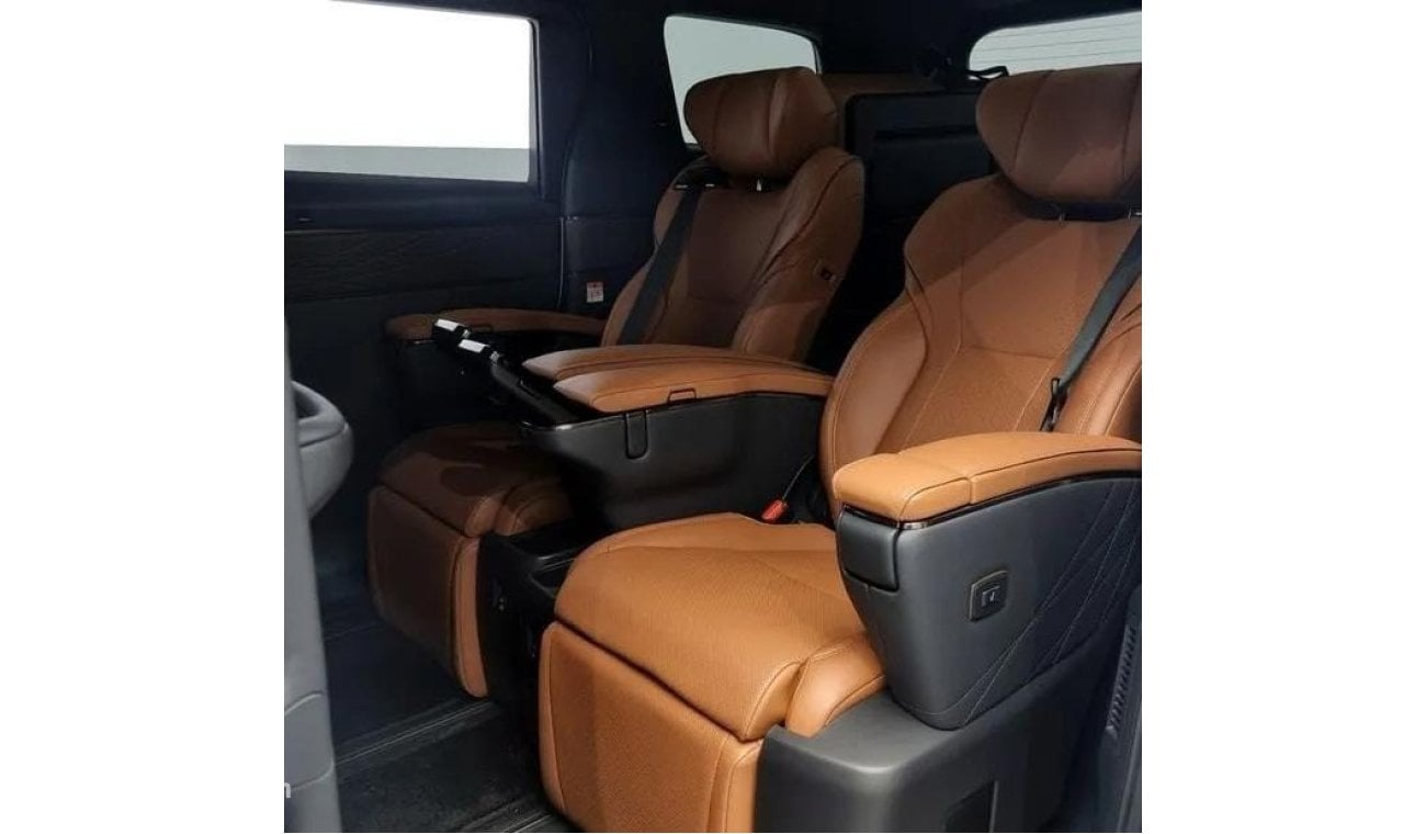 Toyota Alphard Executive Lounge