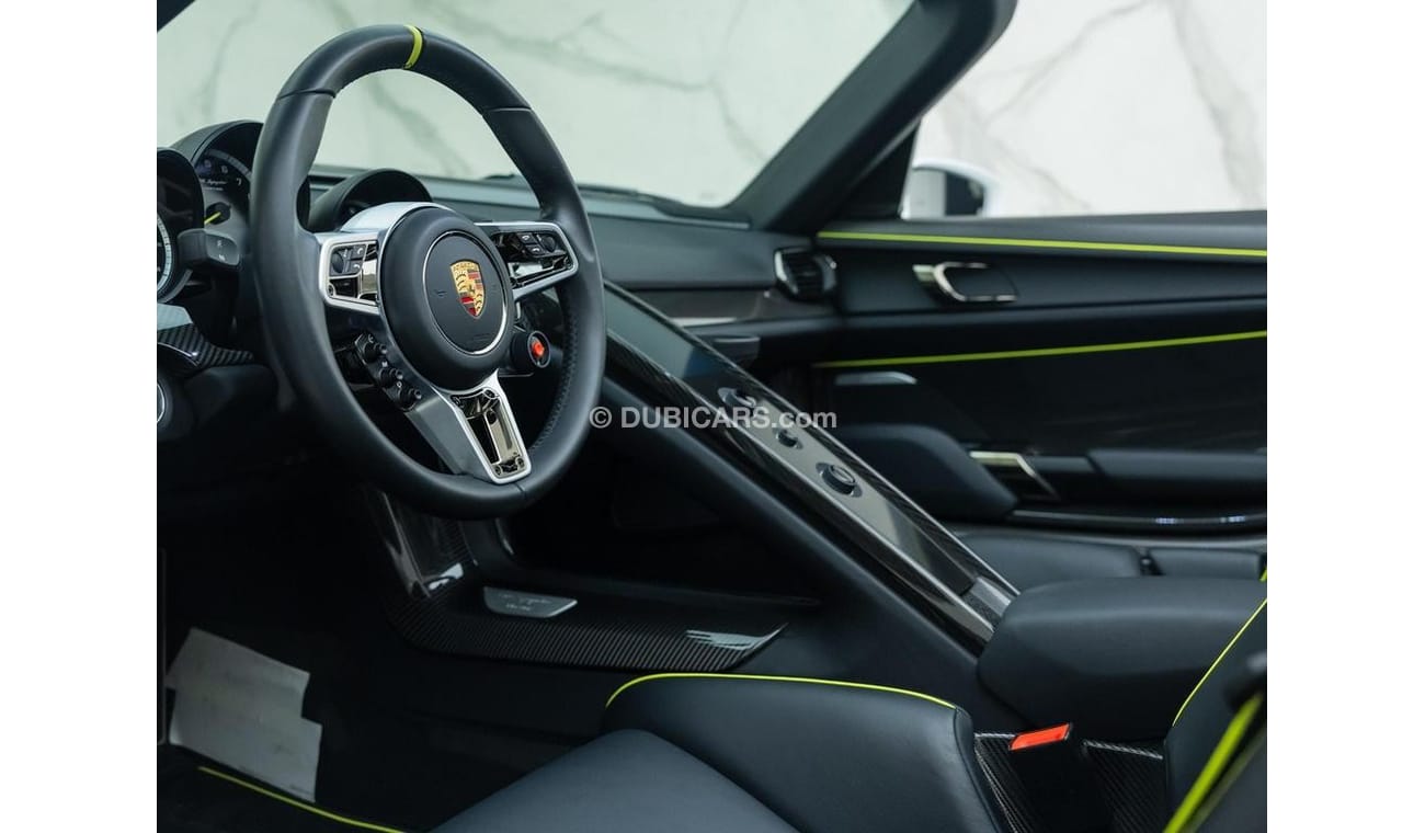 Porsche 918 Spyder 4.6 LEFT HAND DRIVE