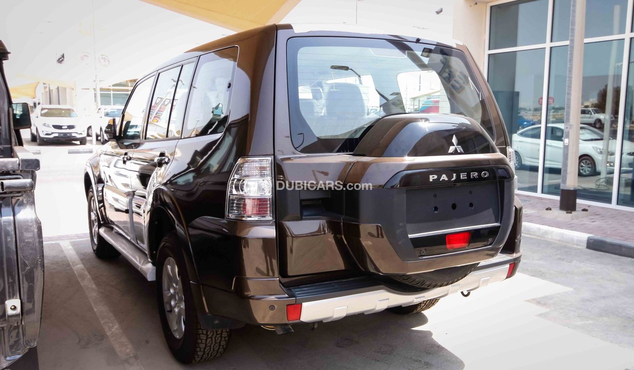 Mitsubishi Pajero GLS 3.5  7 SEAT AUTOMATIC TRANSMISSION