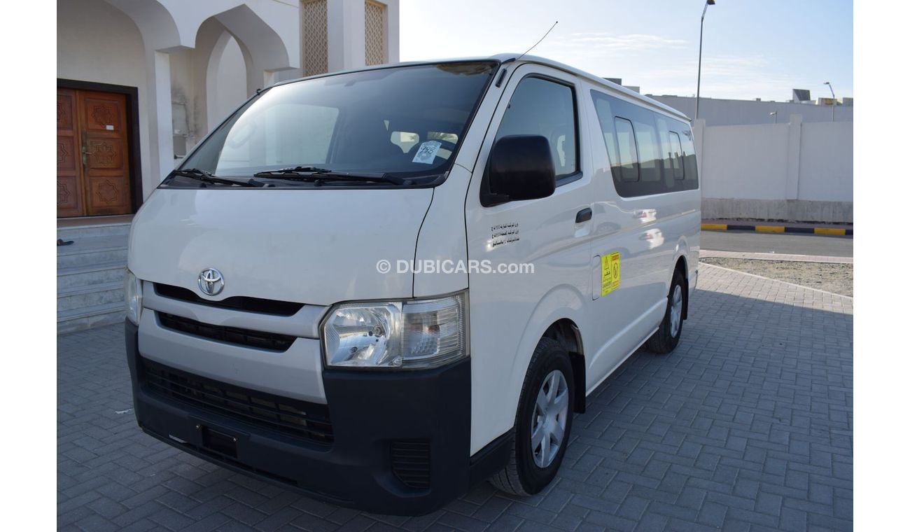 Toyota Hiace GL - Standard Roof Toyota Hiace 13 seater bus, model:2015. Excellent condition