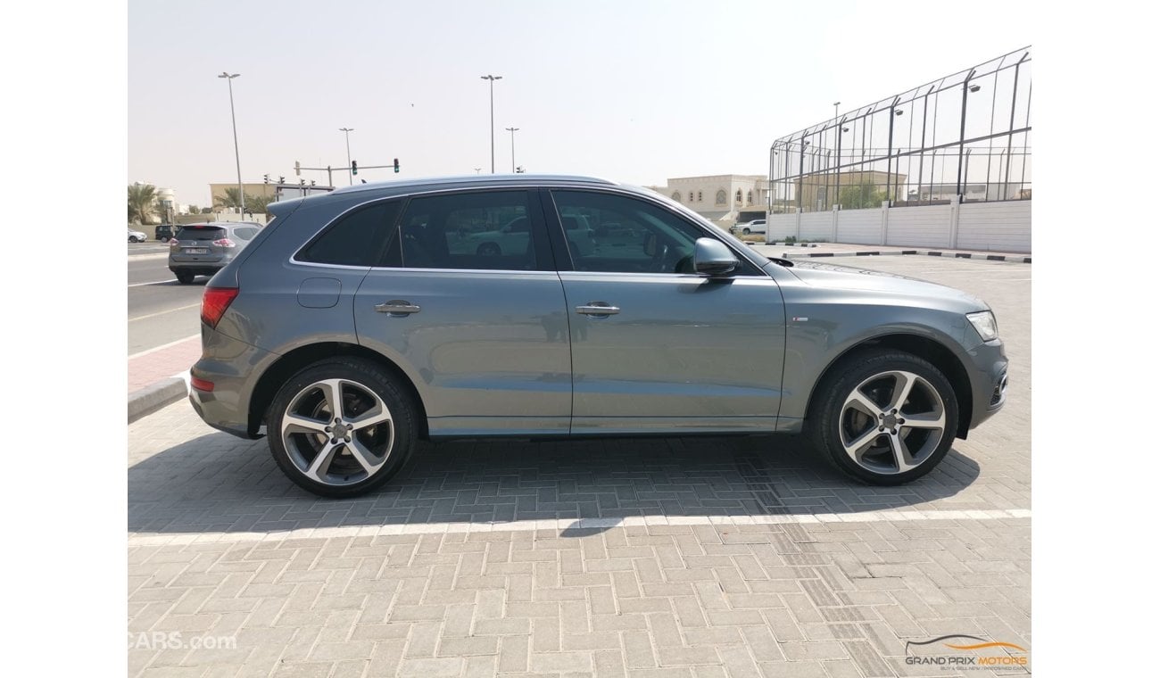 أودي Q5 40 TFSI quattro  S-لاين تيكنولوجي باكج