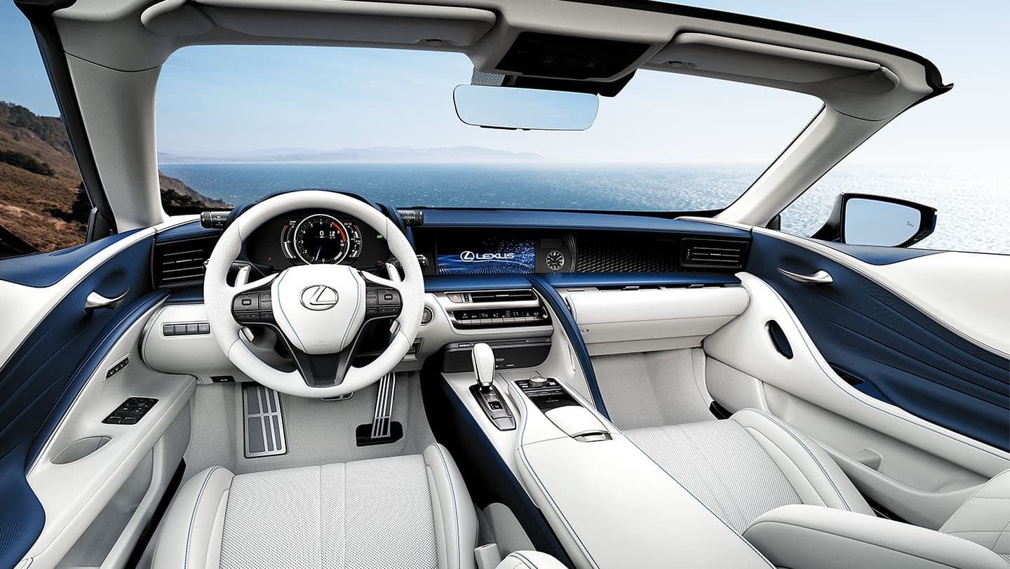 Lexus LC500 Convertible interior - Cockpit