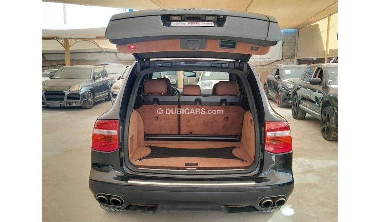 Porsche Cayenne PORSCHE CAYENNE TURBO 4.8L 2008 WITH ELECTRIC LEATHER SEATS, T.V NAVIGATION AND MUCH MORE...