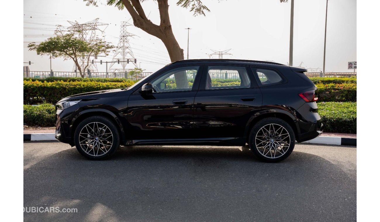 BMW X1 2024 BMW X1 SDRIVE20i Night Packeg Black 1.5L 0KM