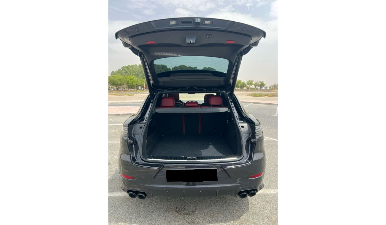 Porsche Cayenne GTS 2021 PORCSHE CAYENNE GTS // GCC SPEC // 52300 KM - CLEAN TITLE - ACCIDENT FREE