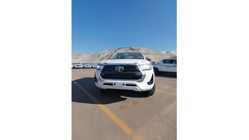 تويوتا هيلوكس TOYOTA hILUX DOUBLE CAB MT 4 × 4 ( GLX Auto)