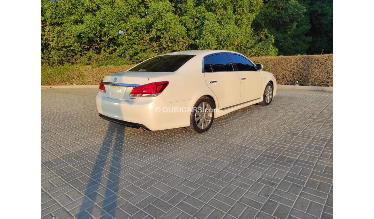 تويوتا افالون Limited 3.5L