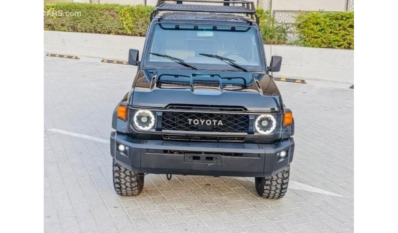 تويوتا لاند كروزر بيك آب 2013 Modified to 2024 Petrol Left Hand Drive Full Options Top Of The Range