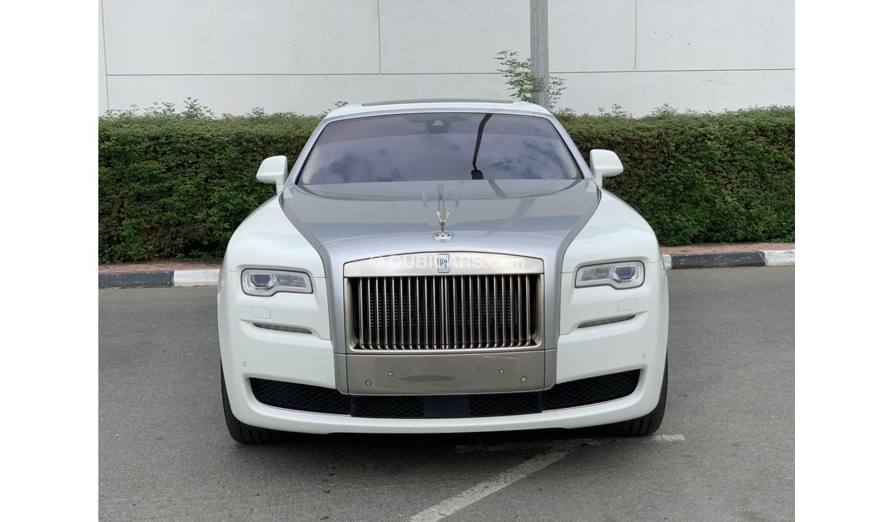 Rolls-Royce Ghost EWB 6.6L GCC SPEC NEAT AND CLEAN