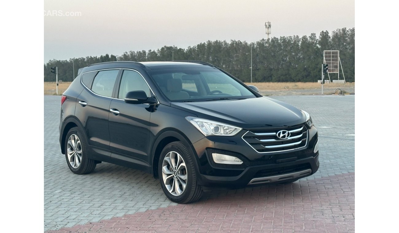 Hyundai Santa Fe GLS MODEL 2015 GCC CAR PERFECT CONDITION INSIDE AND OUTSIDE FULL OPTION PANORAMIC ROOF LEATHER SEATS