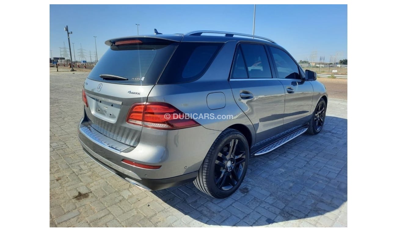 Mercedes-Benz GLE 350 Mercedes gle350d 2018 full option تتصدر للسعودية