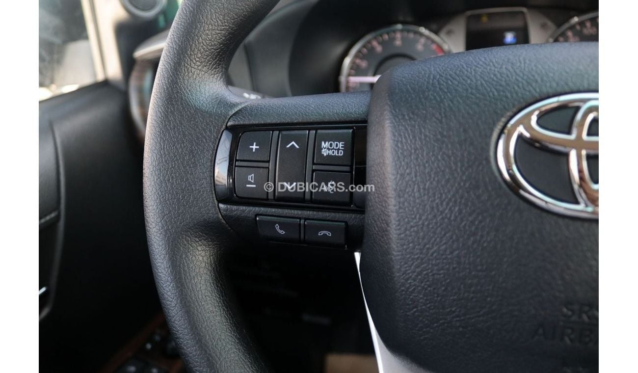 تويوتا هيلوكس 2025 TOYOTA HILUX 4.0 V6 SR5 HIGH OPT **EXPORT ONLY**التصدير فقط خارج الخليج**