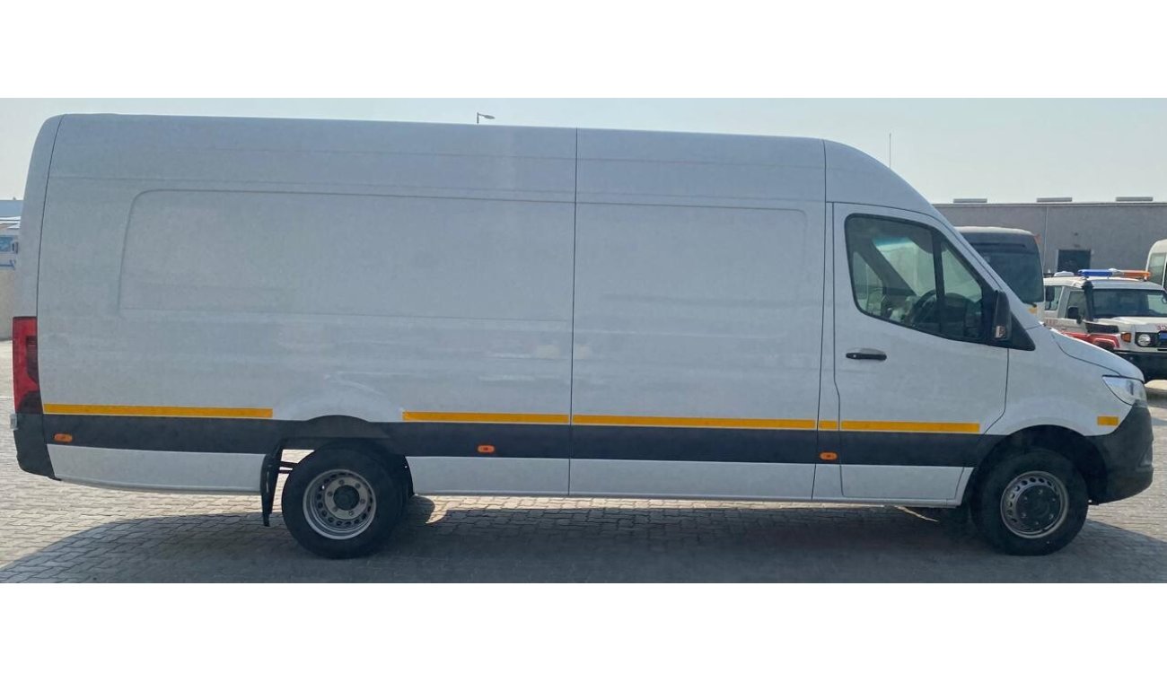 Mercedes-Benz Sprinter Right Hand Drive 519 CDI 2.0L Diesel AT Panel Van