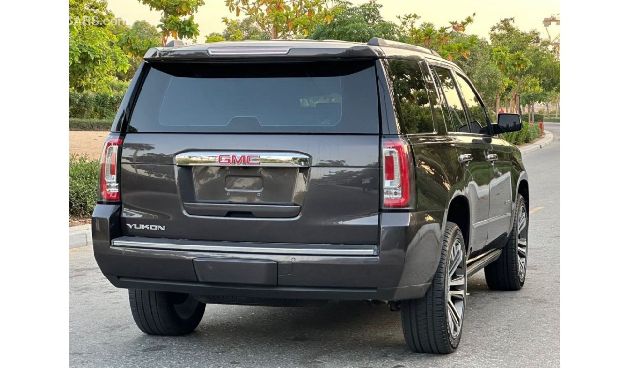 GMC Yukon Denali