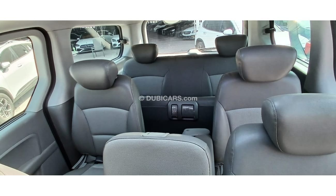 هيونداي جراند ستاريكس Hyundai Grand Starex 2009 Diesel Korean Specs