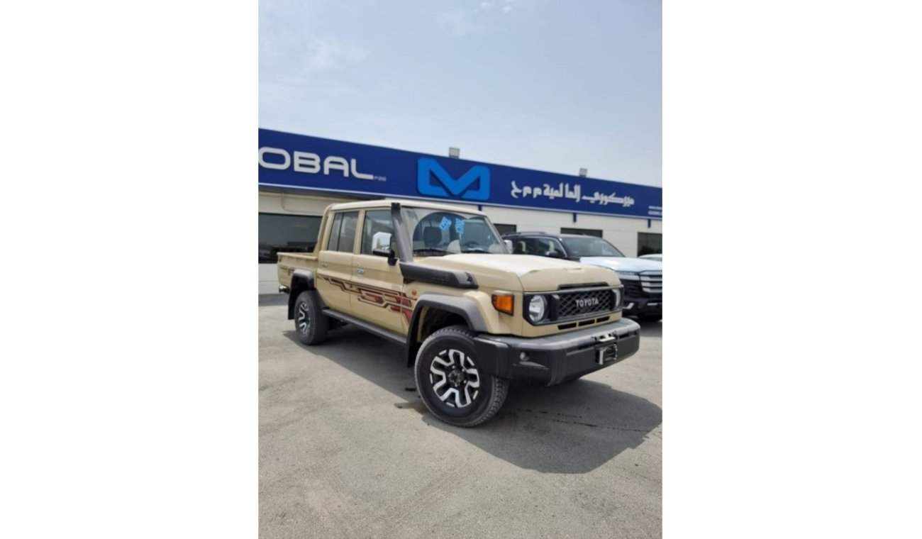 تويوتا لاند كروزر بيك آب VDJ79 2.8L DIESEL A/T FULL OPTION DOUBLE CABIN PICKUP