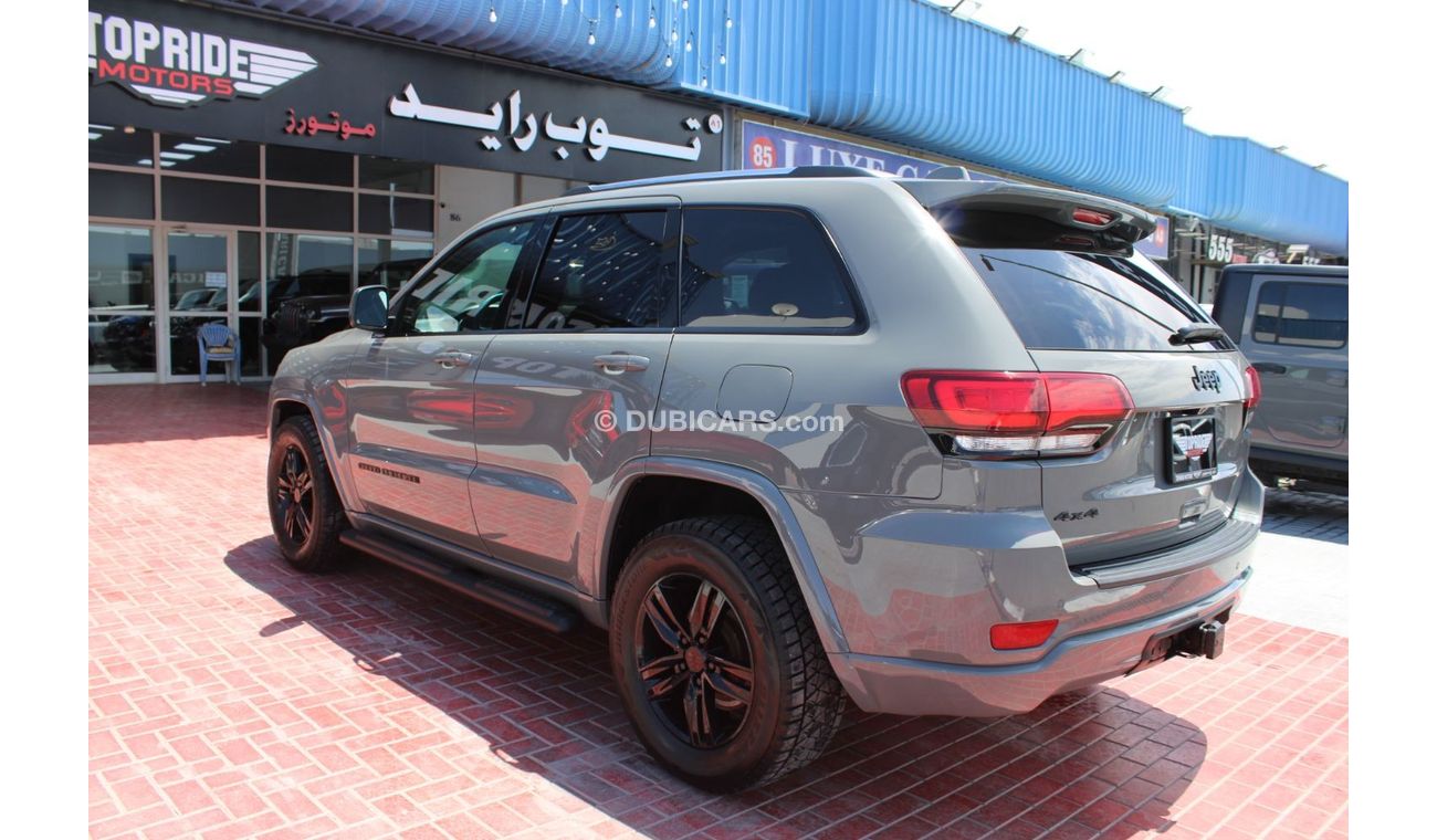 Jeep Grand Cherokee LAREDO