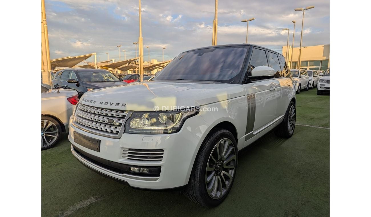 Land Rover Range Rover Supercharged 5.0L LAND ROVER RANGE ROVER 2016 VOGUE HSE SUPERCHARGER 8 CYLINDER GCC clean car withou