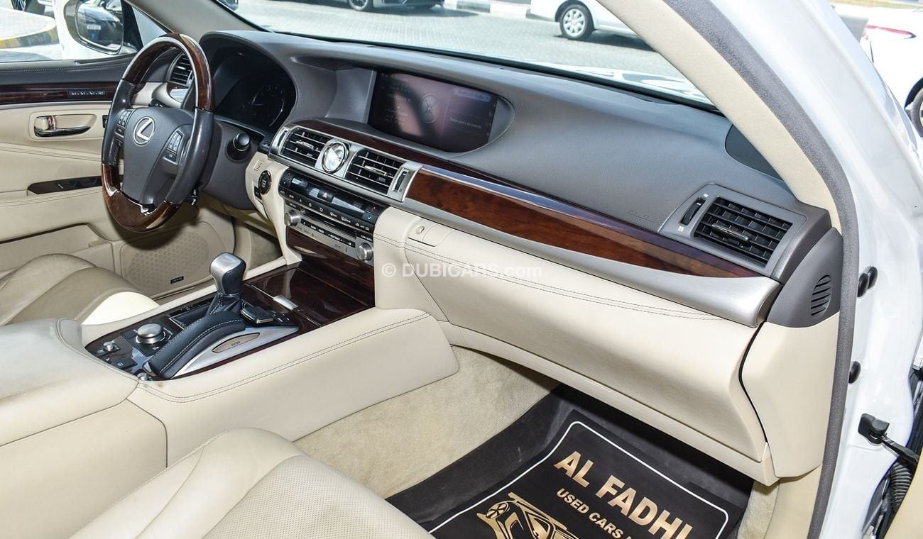 Lexus LS460 AWD