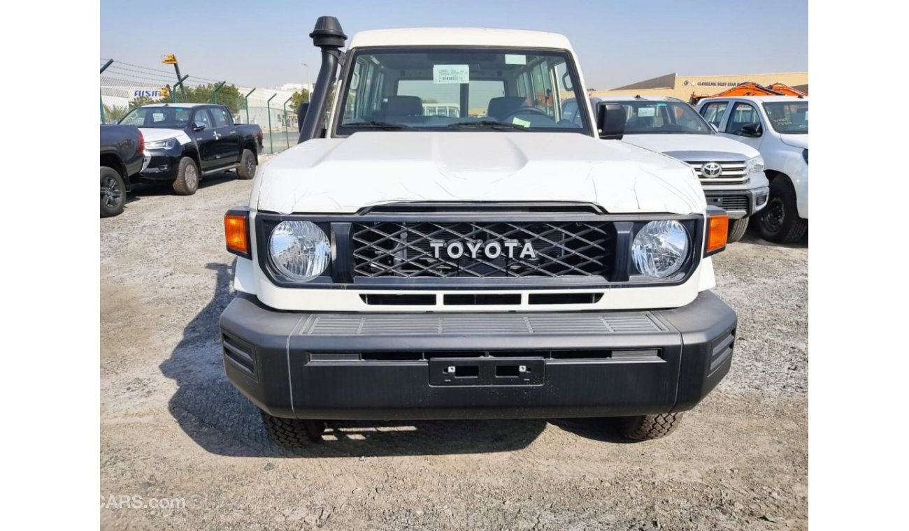 Toyota Land Cruiser Hard Top 78 MT 4.2L DIESEL 3 DOORS 4WD WITH DIFFLOCK