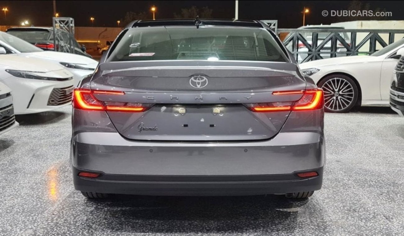 تويوتا كامري Toyota camry Grande 2.5L Hyprid Full option - GCC (Export Price)