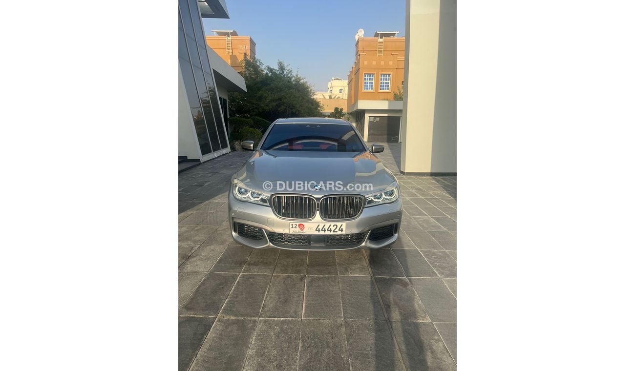 بي أم دبليو 760Li V12, XDrive , 105,000km, GCC, Agency Service Contract until 2027