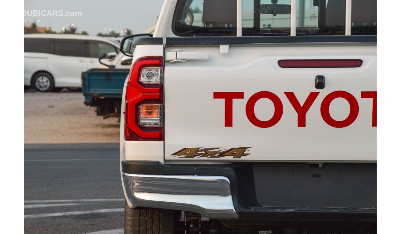 Toyota Hilux TOYOTA HILUX 2.7L 4WD PETROL PICKUP 2024 KUWAIT SPECS