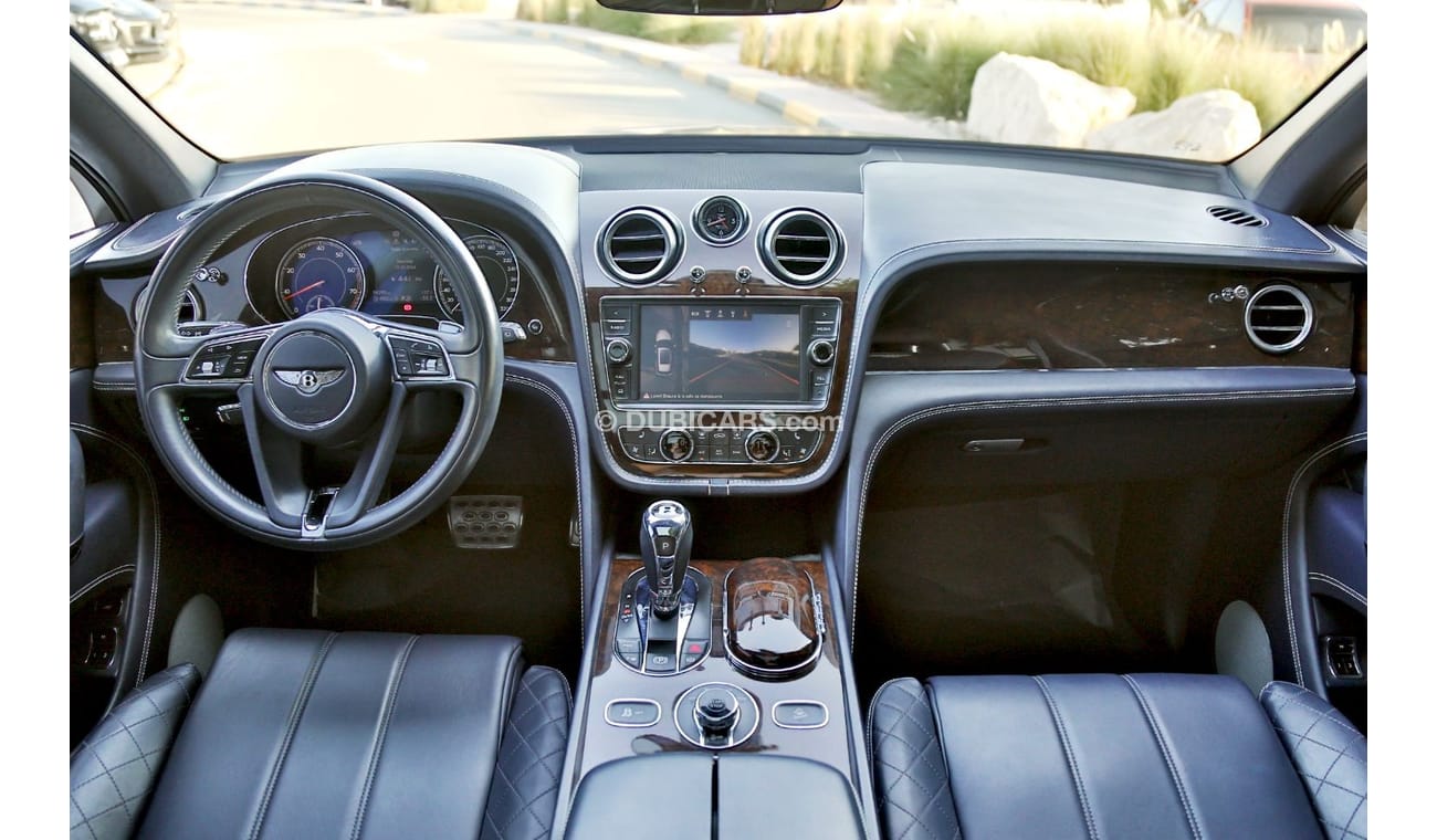 Bentley Bentayga Perfect inside out