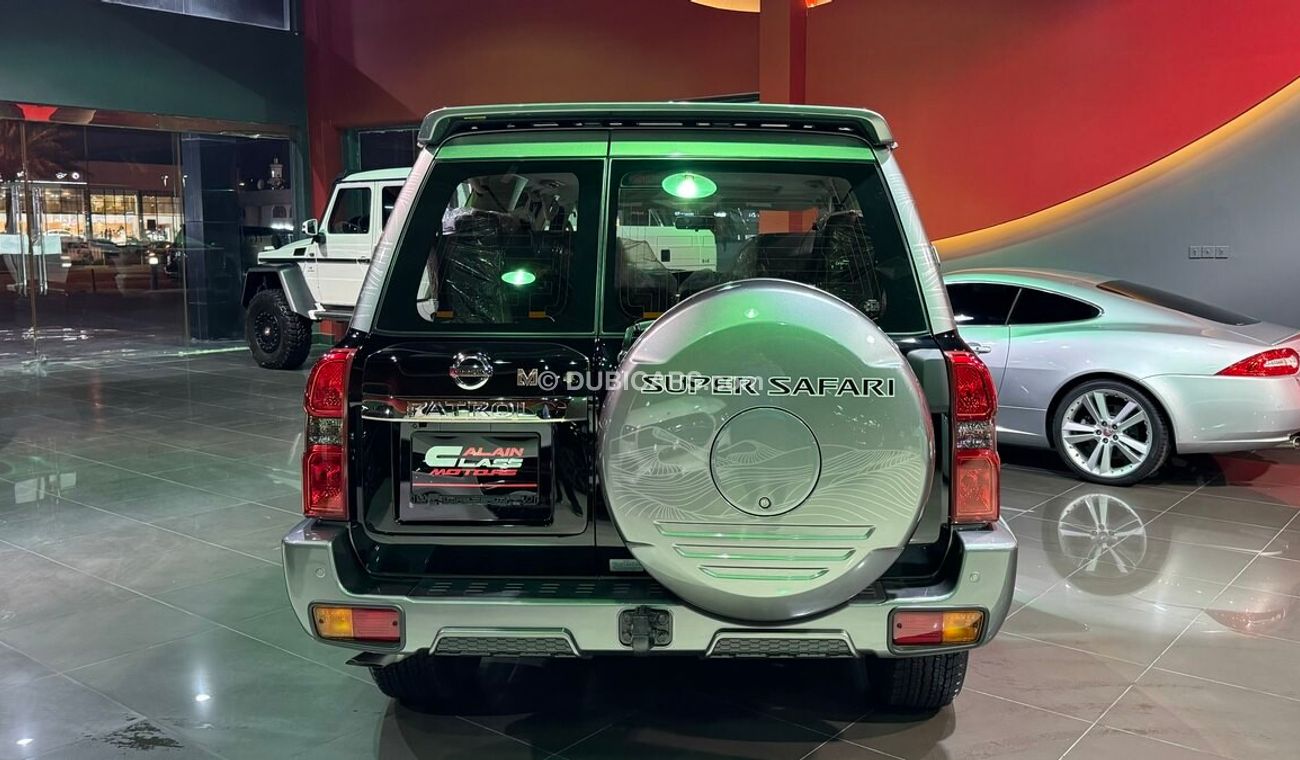 نيسان باترول سوبر سفاري Nissan Patrol Super Safari 4800 VTC AL Ostoura Edition 2024 - GCC - Under Warranty