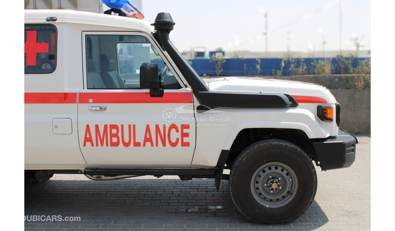 تويوتا لاند كروزر LHD LC78 4.2L DSL V6 4WD 3DR AMBULANCE MT 2024MY