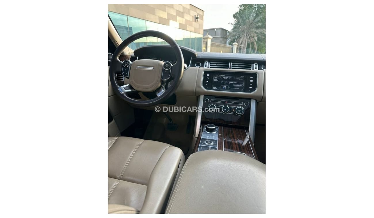 Used Land Rover Range Rover Vogue 2014 For Sale In Dubai - 708305