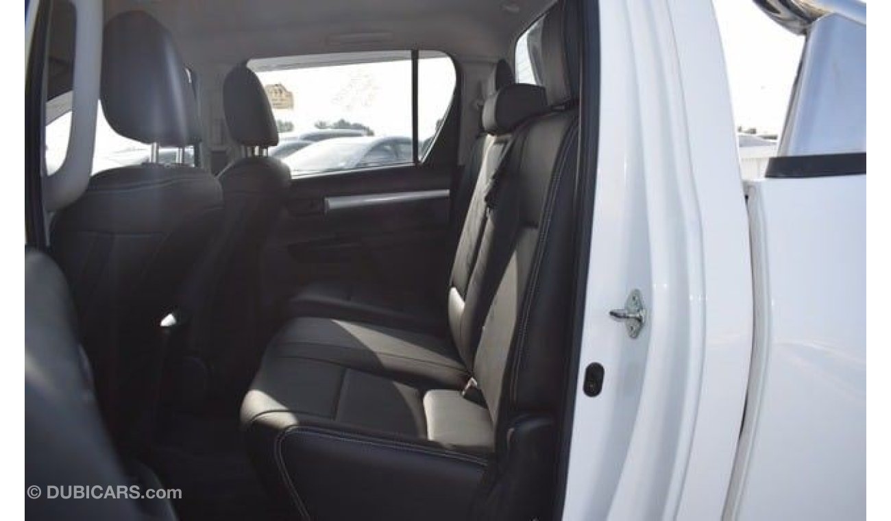 تويوتا هيلوكس TOYOTA HILUX DOUBLE CABIN SR5 D4D