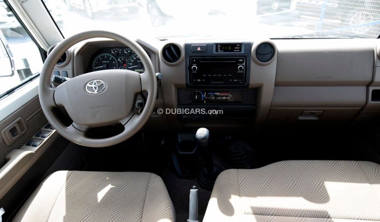 Toyota Land Cruiser Hardtop 5 Door 6 cylinder 1HZ